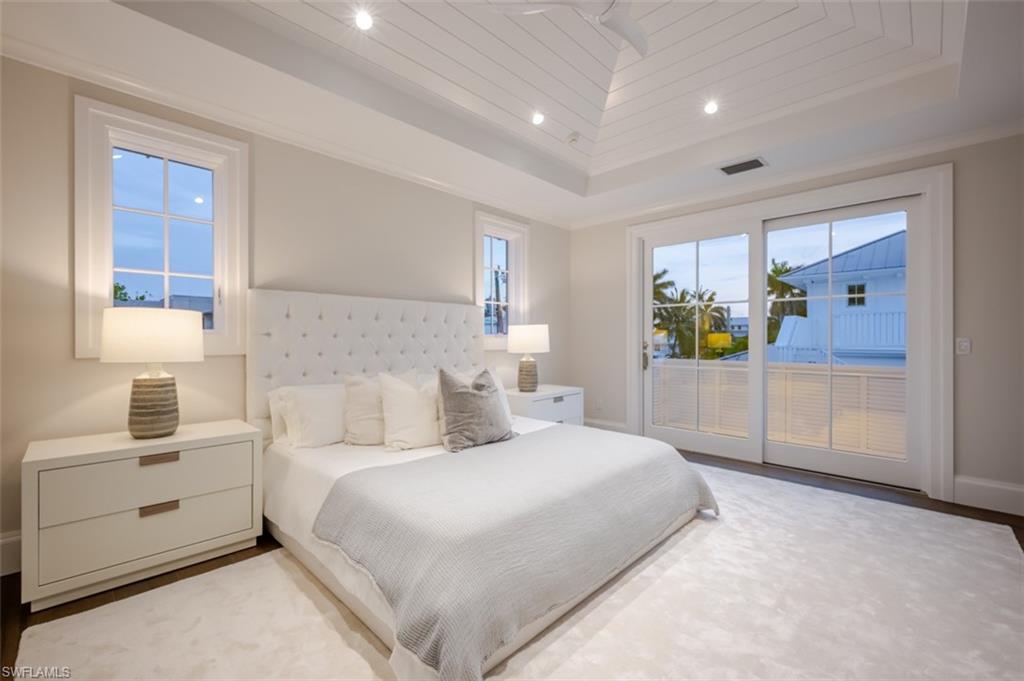 OLDE NAPLES - Residential