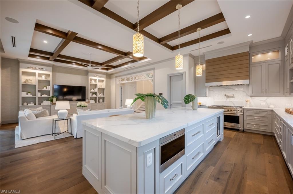 OLDE NAPLES - Residential