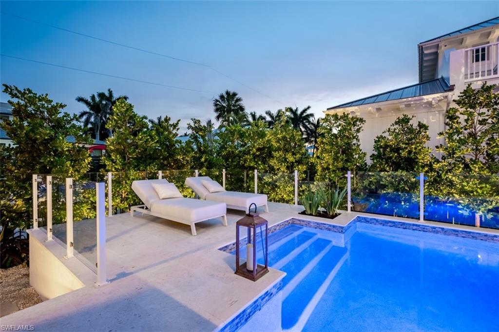 OLDE NAPLES - Residential