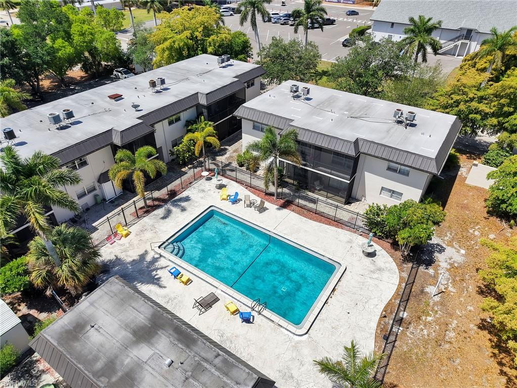 COLONIAL WEST CONDO - Residential