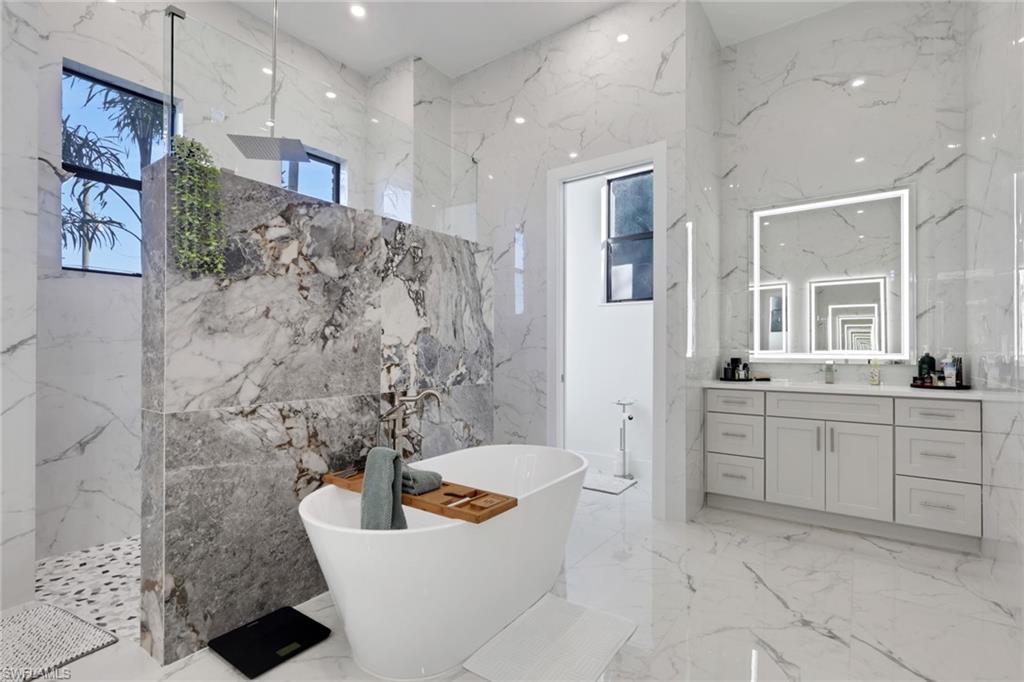 ESTERO SPRINGS - Residential