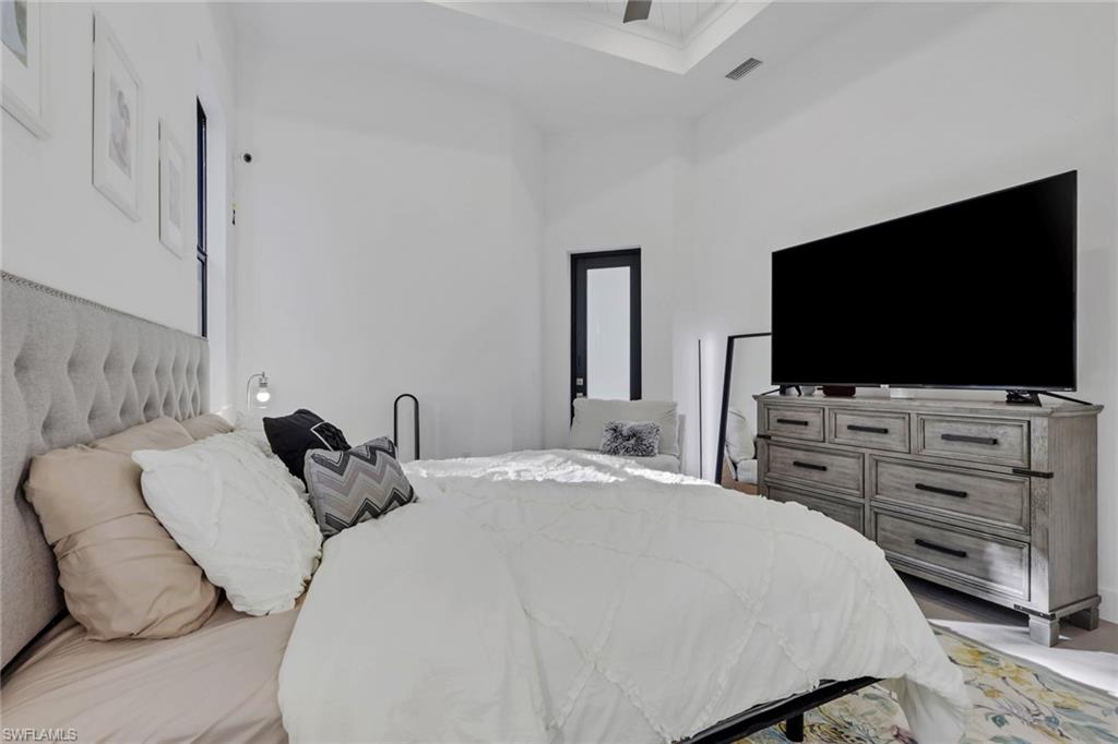 ESTERO SPRINGS - Residential