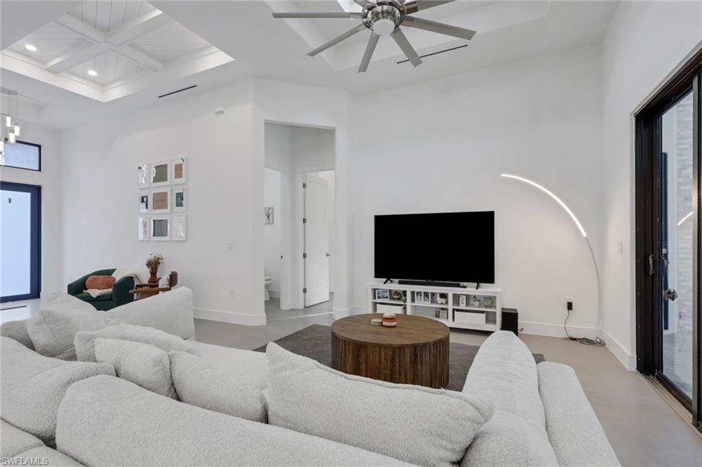 ESTERO SPRINGS - Residential