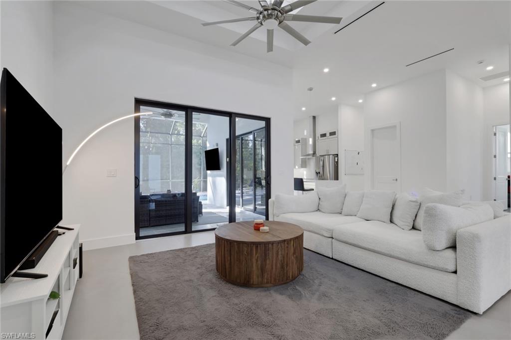 ESTERO SPRINGS - Residential