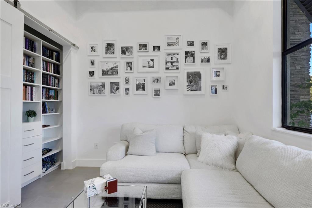 ESTERO SPRINGS - Residential