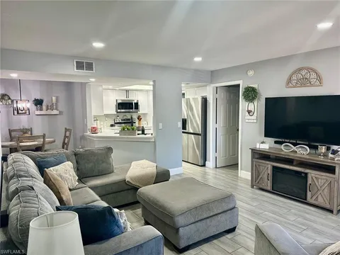 MLS: 225047411