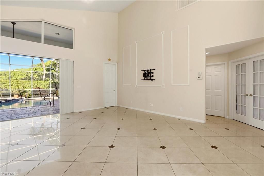 Photo of 1717 Marsh RUN, NAPLES, FL 34109 (MLS # 226007860)