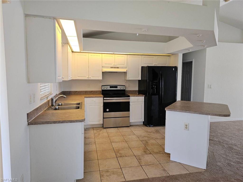 CAPE CORAL - Residential Lease