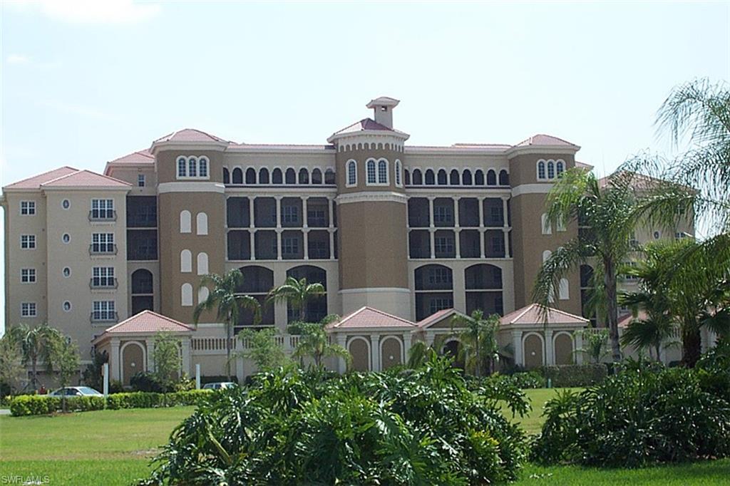 VISTA POINTE - Residential Lease