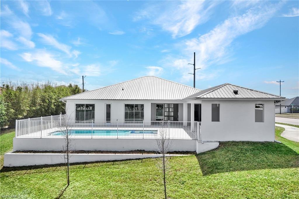 CAPE CORAL - Residential