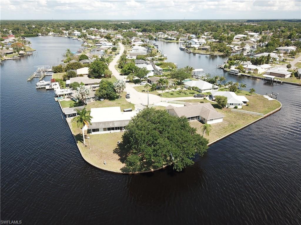 FORT MYERS SHORES - Residential