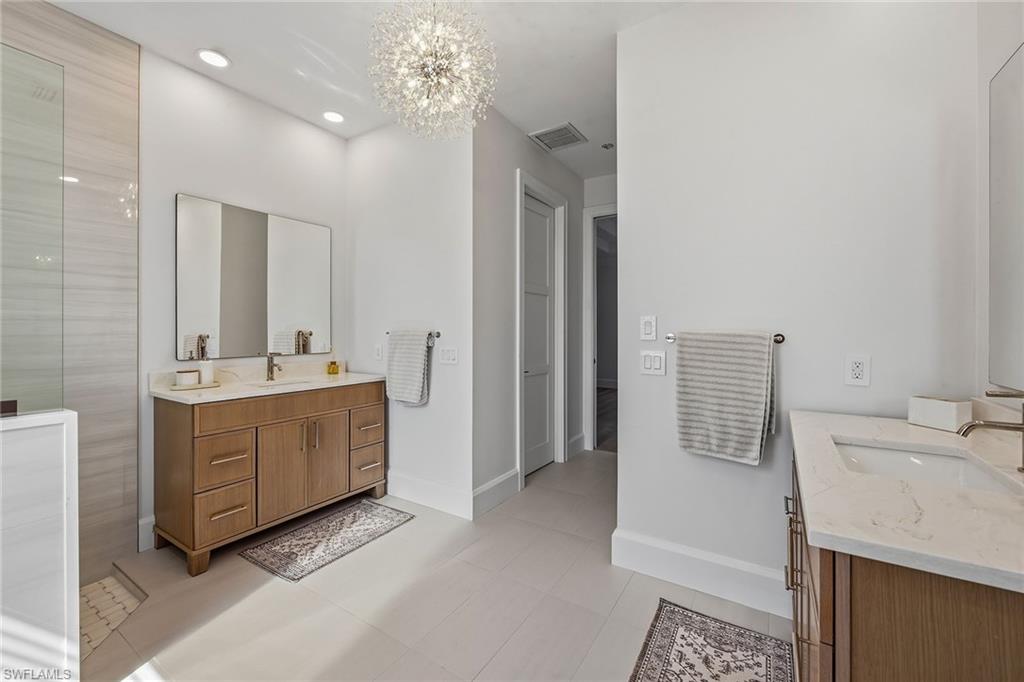 MARCO BEACH - Residential