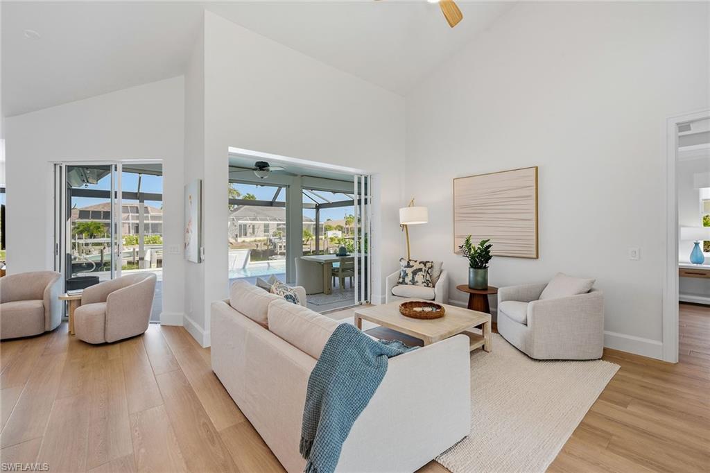 MARCO BEACH - Residential