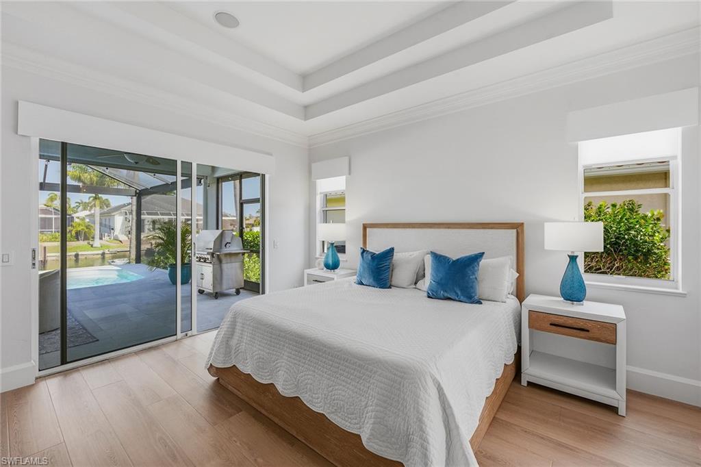 MARCO BEACH - Residential