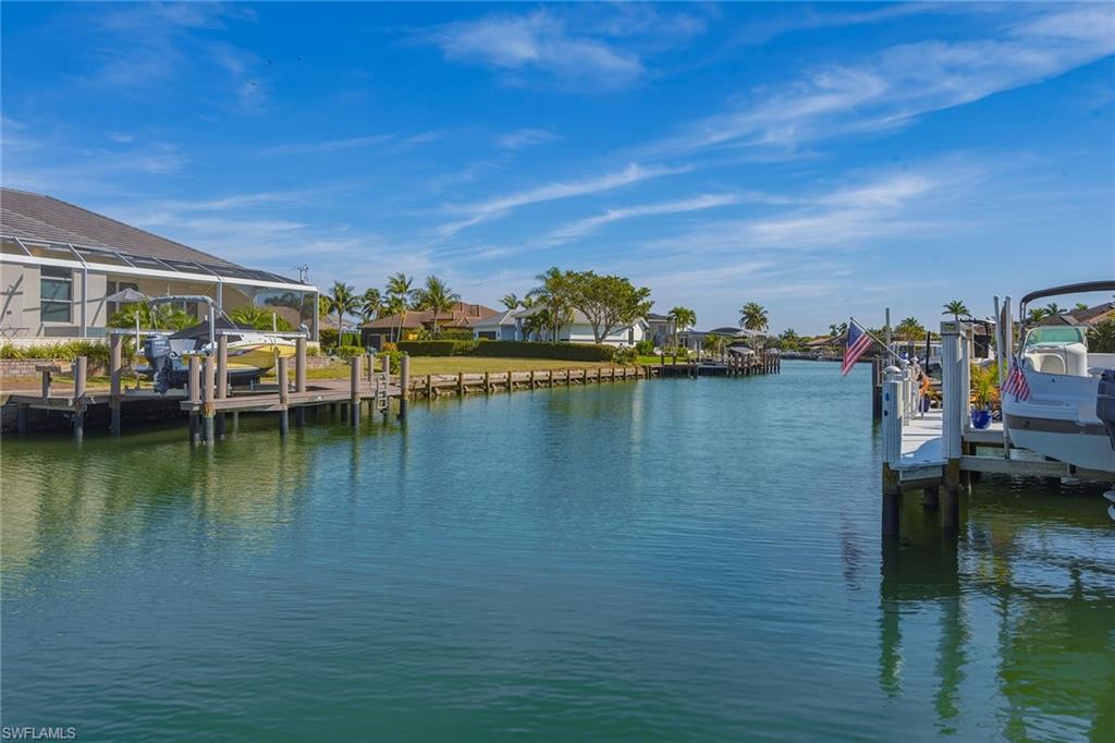 MARCO BEACH - Residential