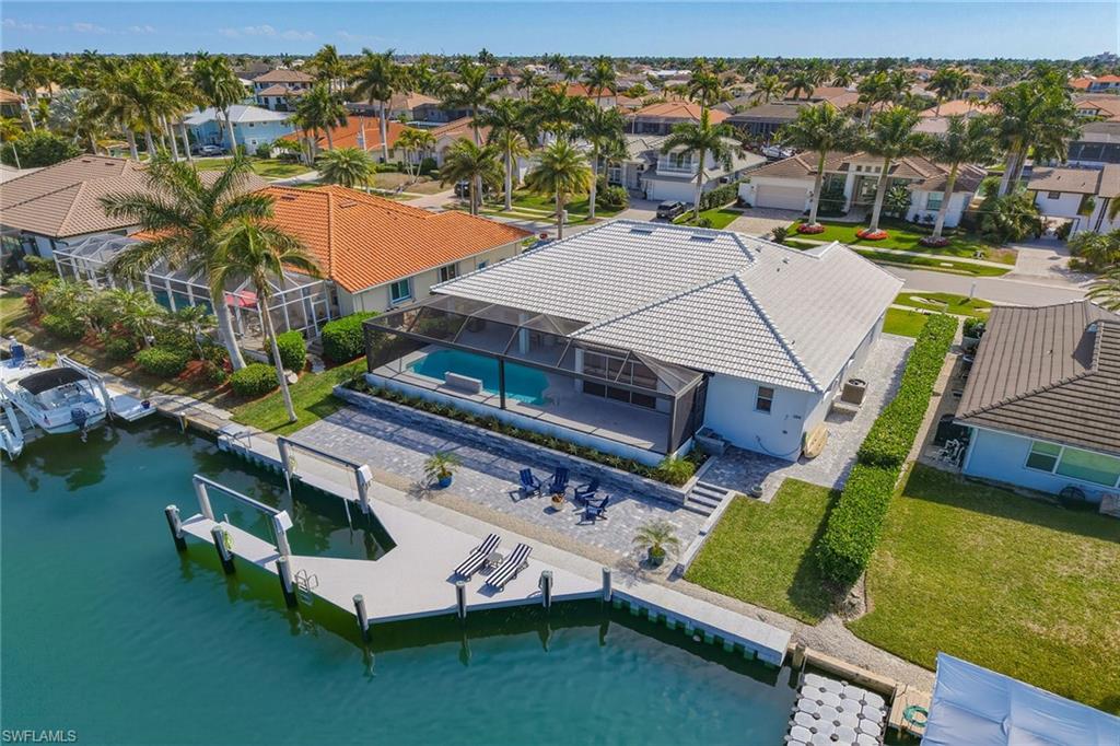 MARCO BEACH - Residential