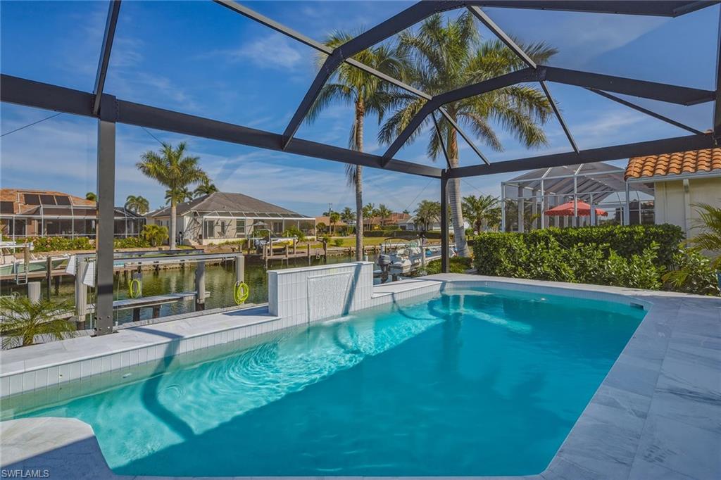 MARCO BEACH - Residential