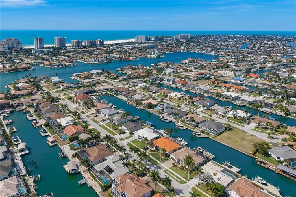 MARCO BEACH - Residential