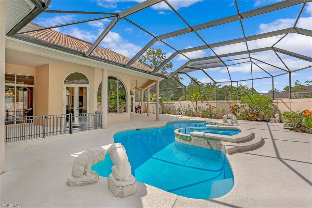 LIVINGSTON WOODS - Residential