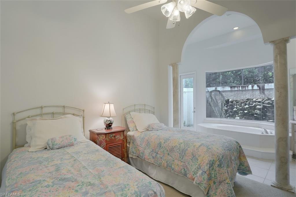 LIVINGSTON WOODS - Residential