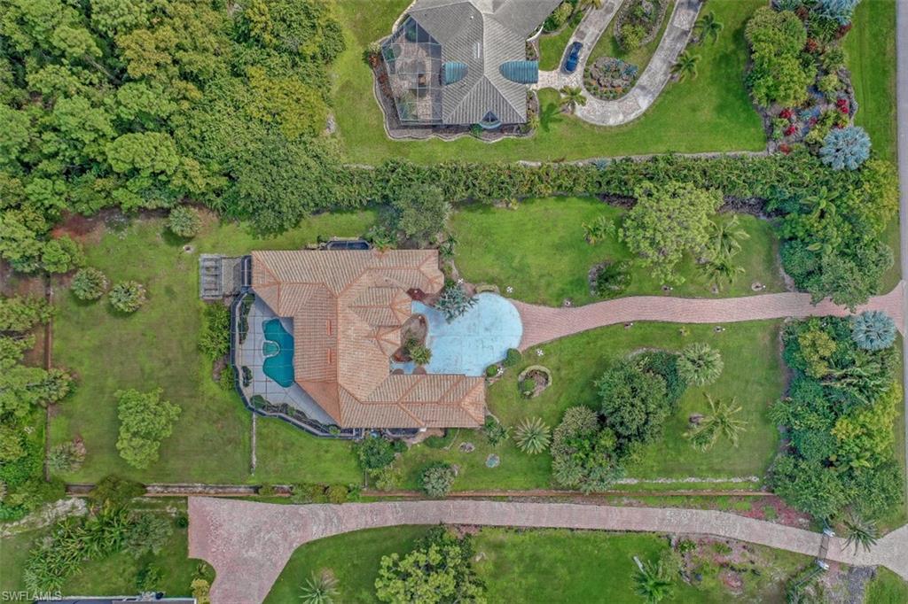 LIVINGSTON WOODS - Residential