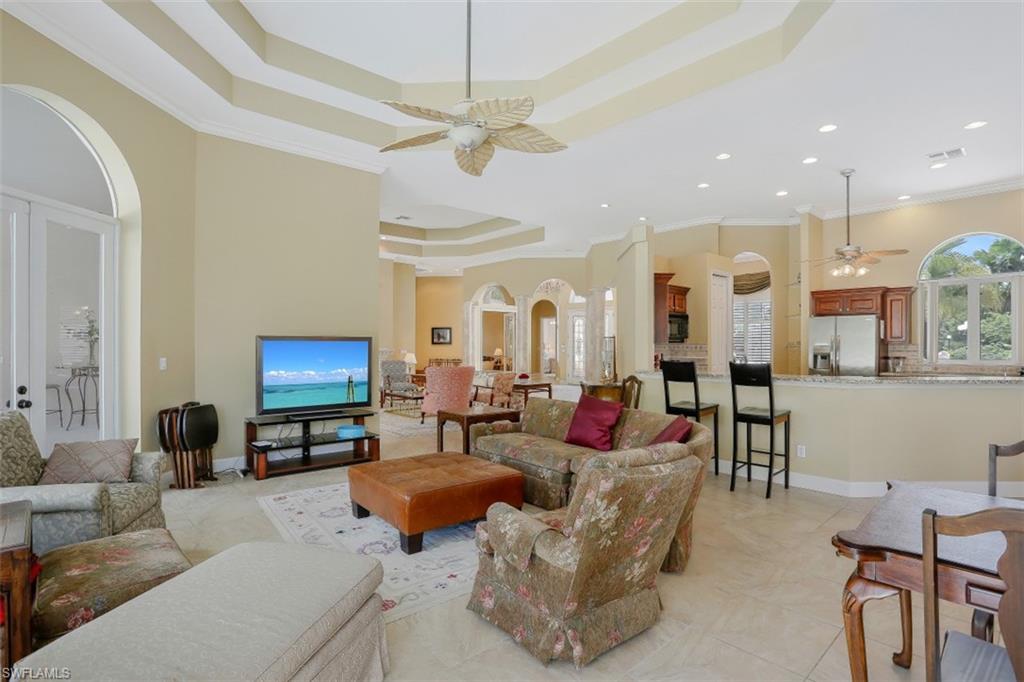 LIVINGSTON WOODS - Residential