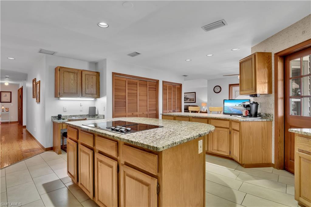 PALM ISLES - Residential