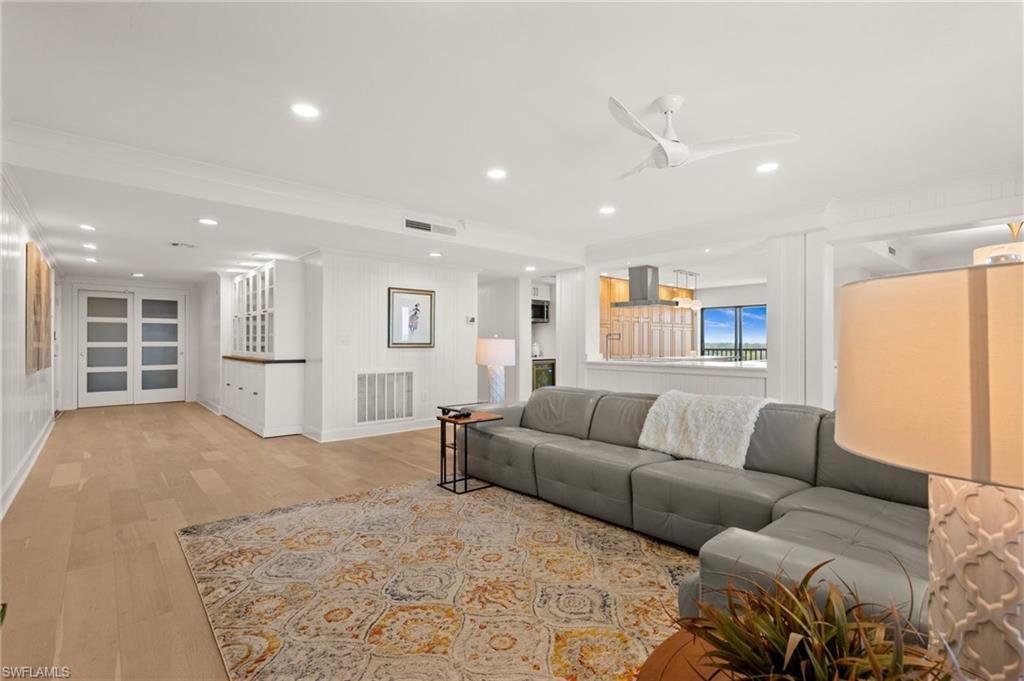 POINTE ROYALE - Residential