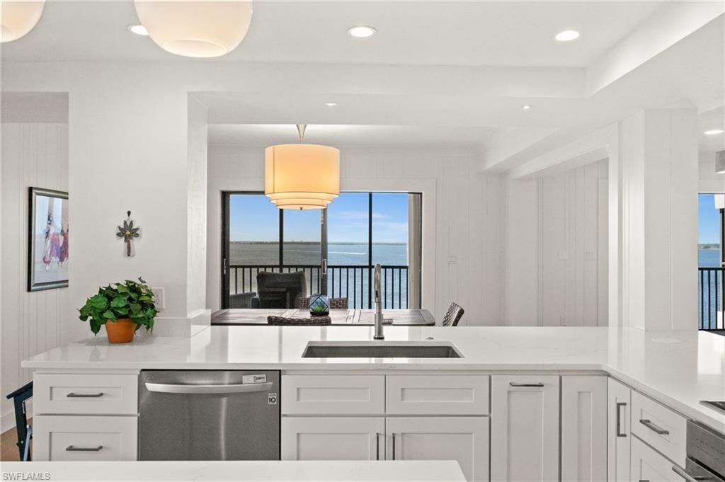 POINTE ROYALE - Residential