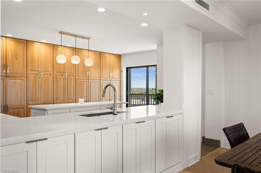 POINTE ROYALE - Residential