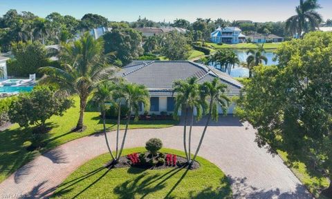 4916 Crayton RD NAPLES FL 34103