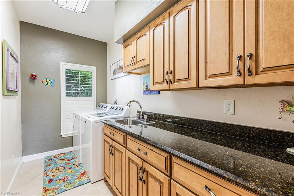 PORT OF THE ISLANDS - Residential