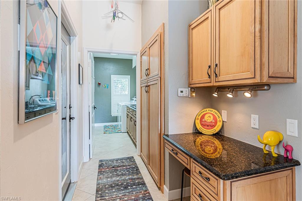 PORT OF THE ISLANDS - Residential