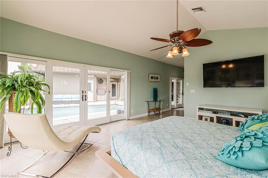 PORT OF THE ISLANDS - Residential