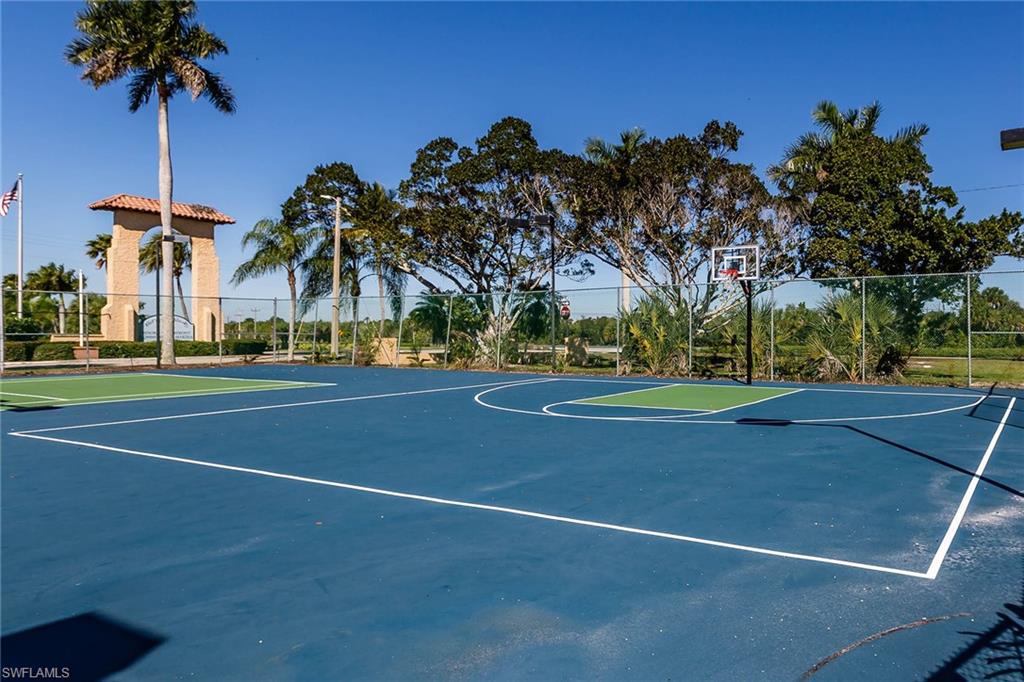 PORT OF THE ISLANDS - Residential