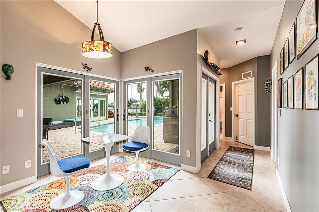 PORT OF THE ISLANDS - Residential