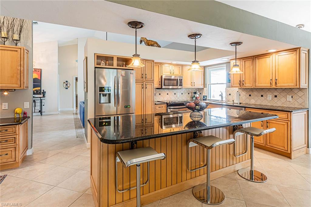 PORT OF THE ISLANDS - Residential