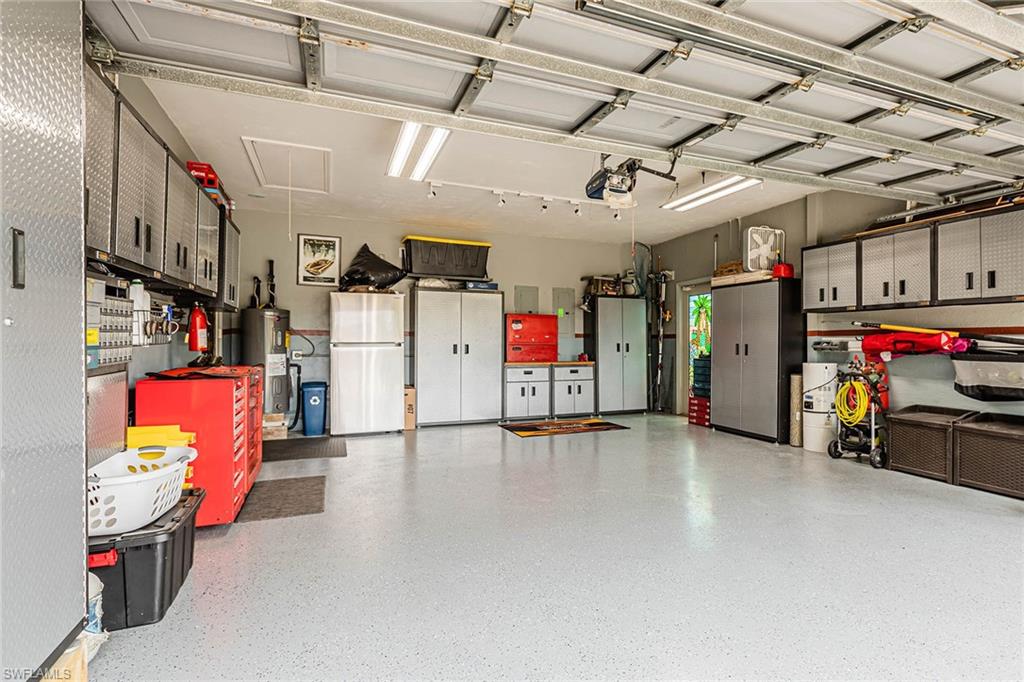 PORT OF THE ISLANDS - Residential