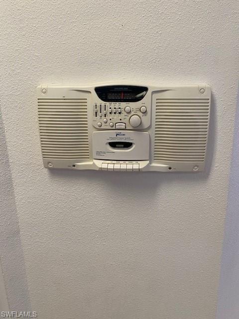 RIVERWOOD - Residential