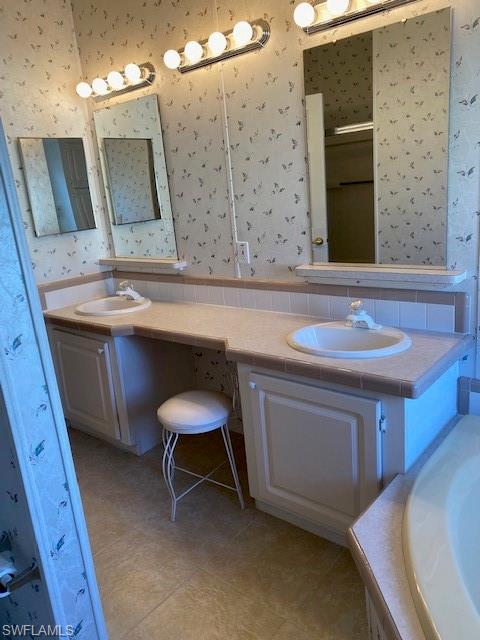 RIVERWOOD - Residential