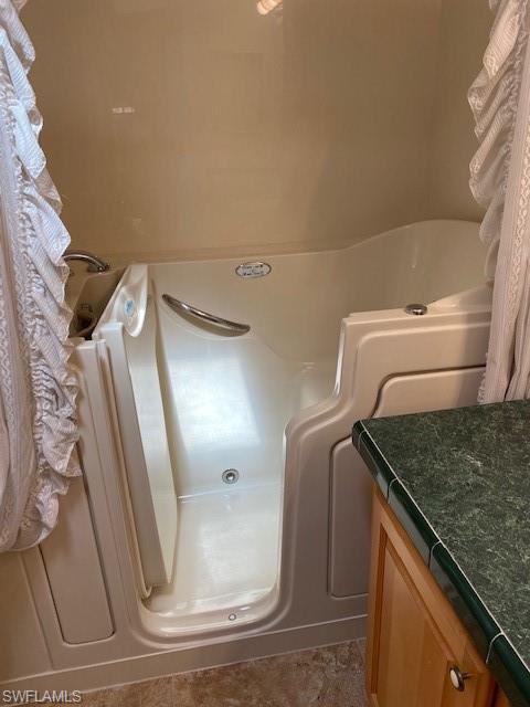 RIVERWOOD - Residential