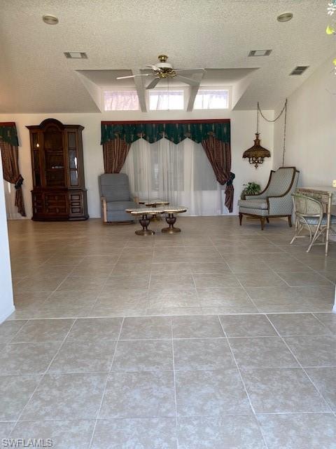 RIVERWOOD - Residential