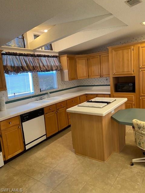 RIVERWOOD - Residential