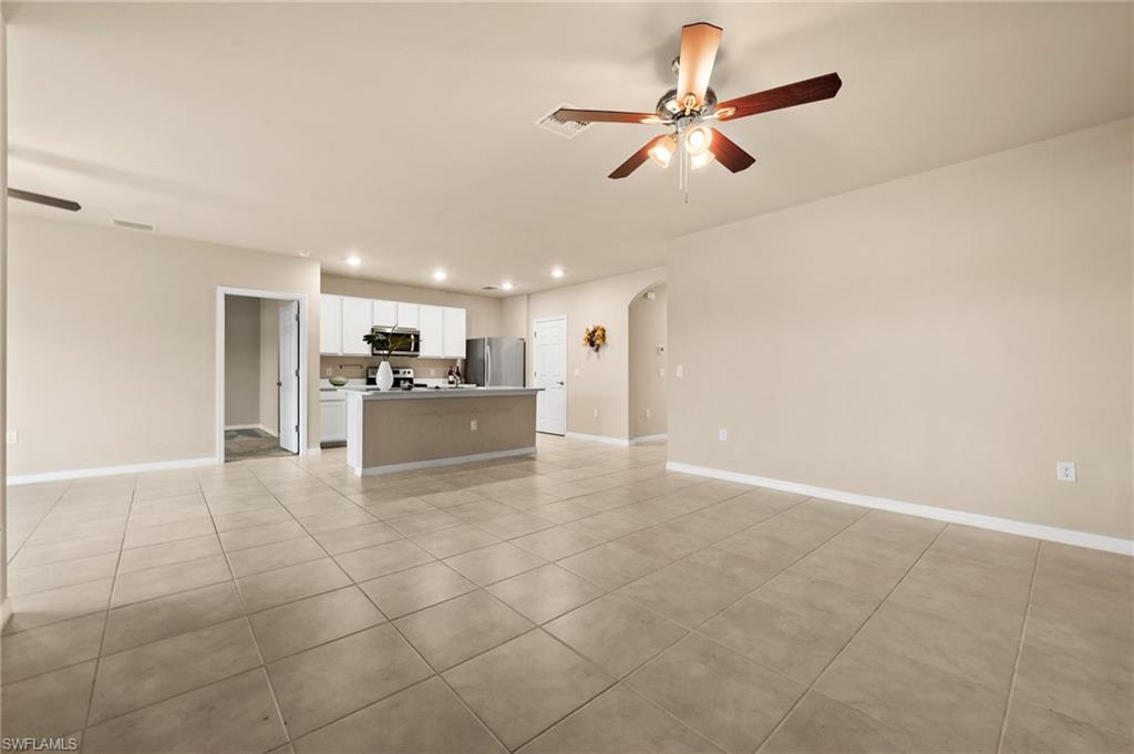 ENTRADA - Residential