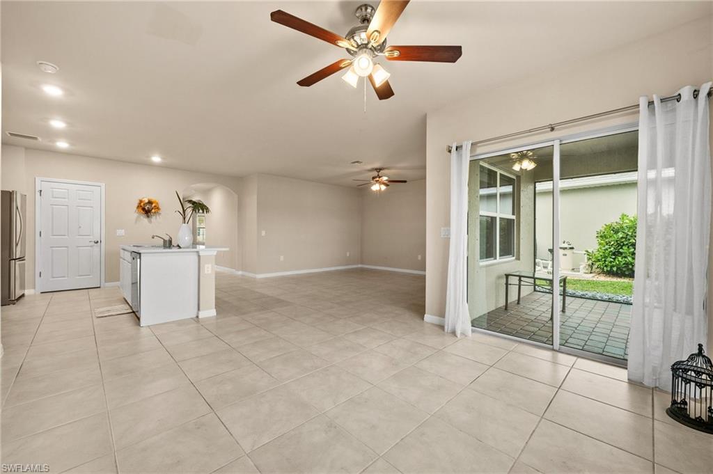 ENTRADA - Residential