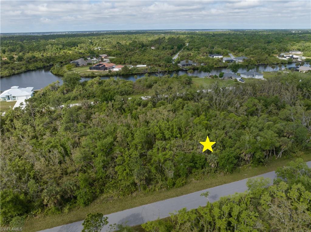 PORT CHARLOTTE - Land