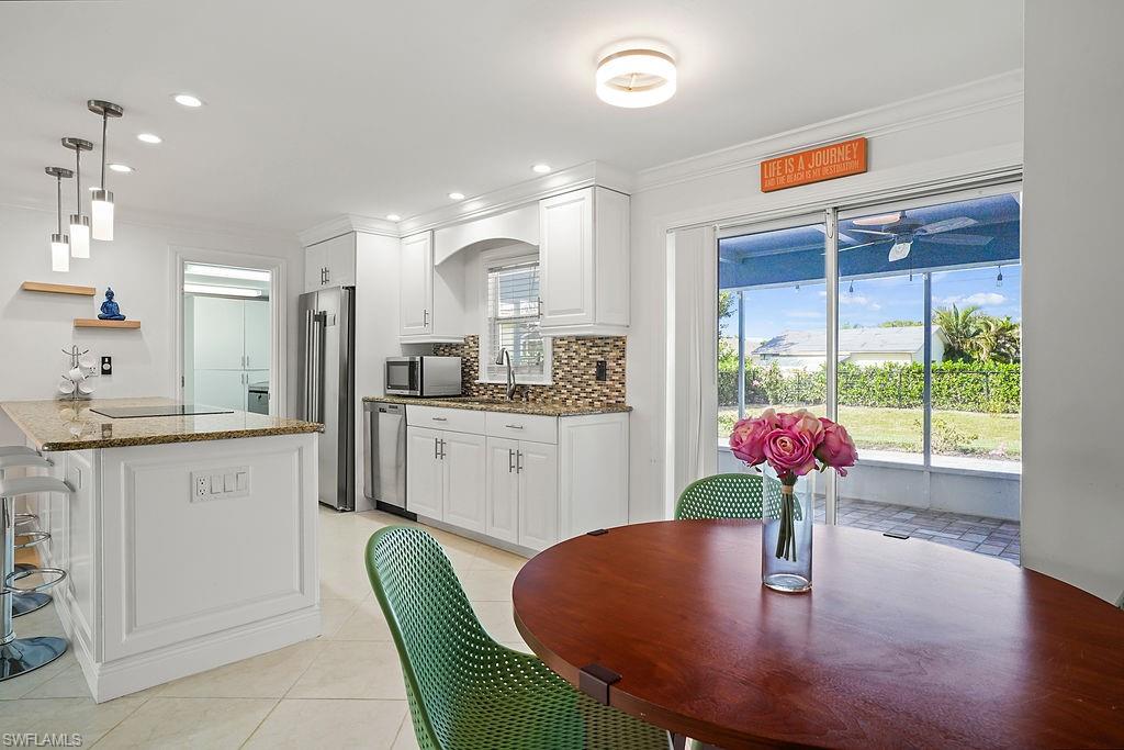 NAPLES PARK - Residential