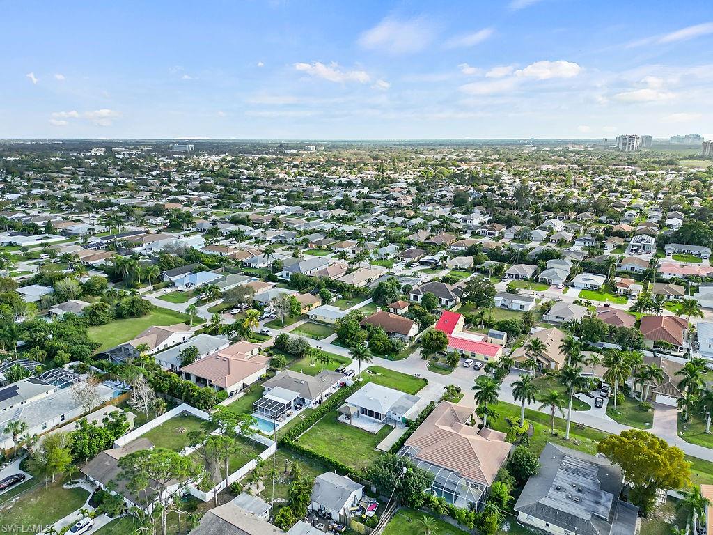 NAPLES PARK - Residential
