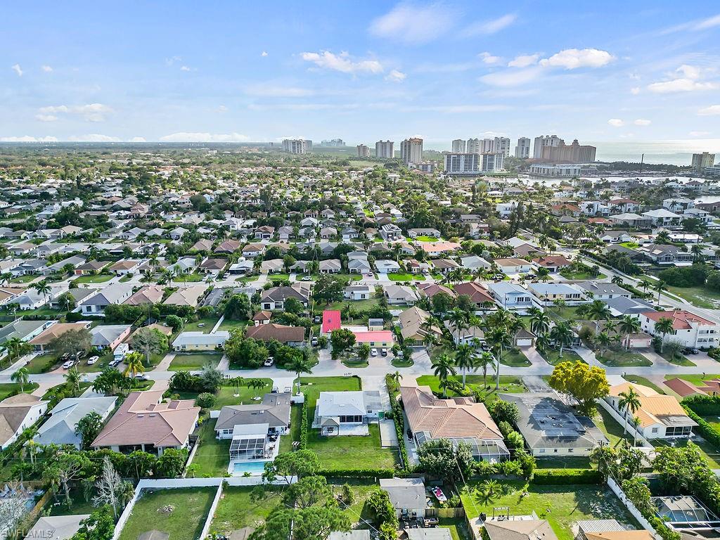 NAPLES PARK - Residential