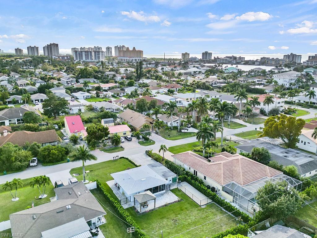NAPLES PARK - Residential